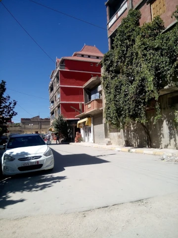LAHCENE AZZOUZ