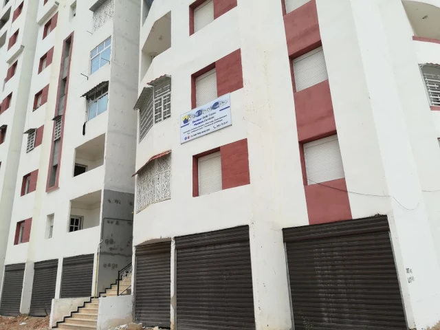 FARES BELLIR  WHITE DENTAL