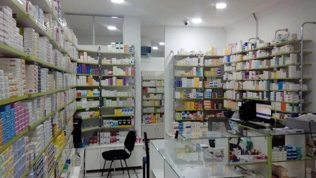 Pharmacie SAMIA MAHNANE  ZEGADI