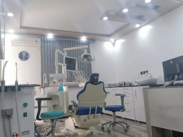 HADJER BOUCHEKIT  FAMILY DENTAL