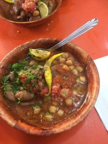 MOUSTARI