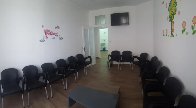 AF1QipMjge3b-dK1M8qMX30y220tEfBQatpiTBaVuyCfw1920-h1080-k-no.webp