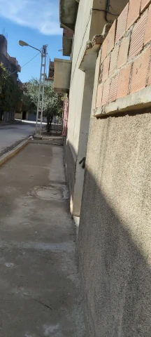 AF1QipMo1nZB_Kt-GzWcgP4ciHeh6ApbHiIeidQ87zFqw1920-h1080-k-no.webp