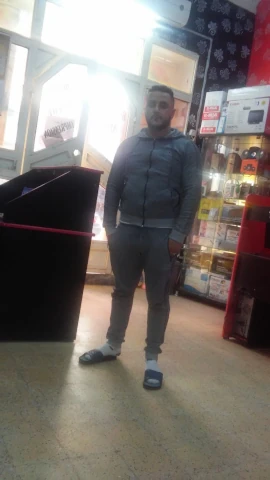 AF1QipObL47RebS6z0JwB8nZbEM4CvV-_WyLbxlZ-LWJw1920-h1080-k-no.webp